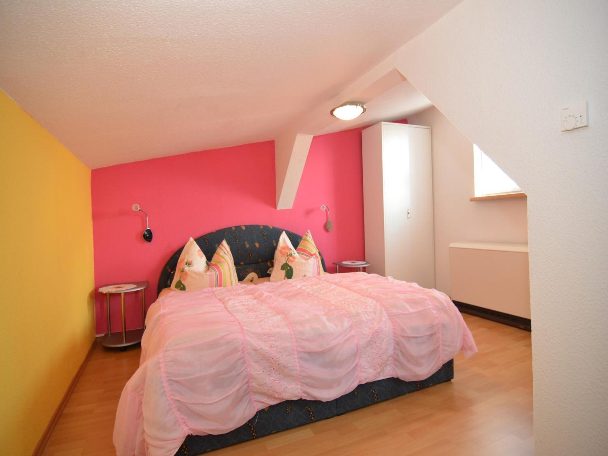 Holiday Home In Neustadt Am Rennsteig With Pond Экстерьер фото
