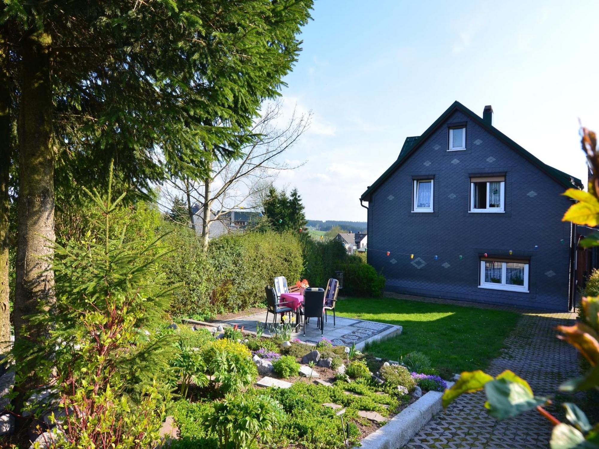 Holiday Home In Neustadt Am Rennsteig With Pond Экстерьер фото