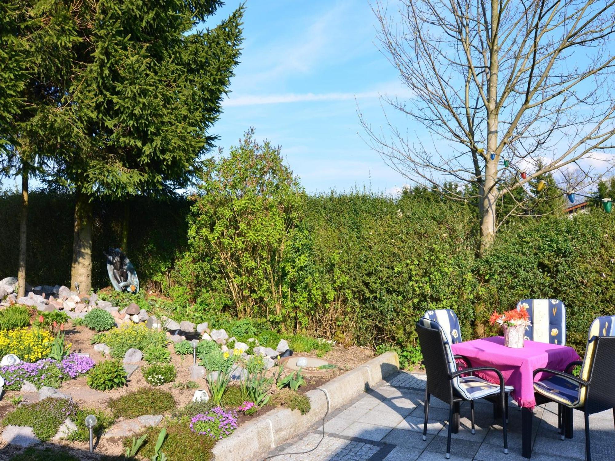 Holiday Home In Neustadt Am Rennsteig With Pond Экстерьер фото