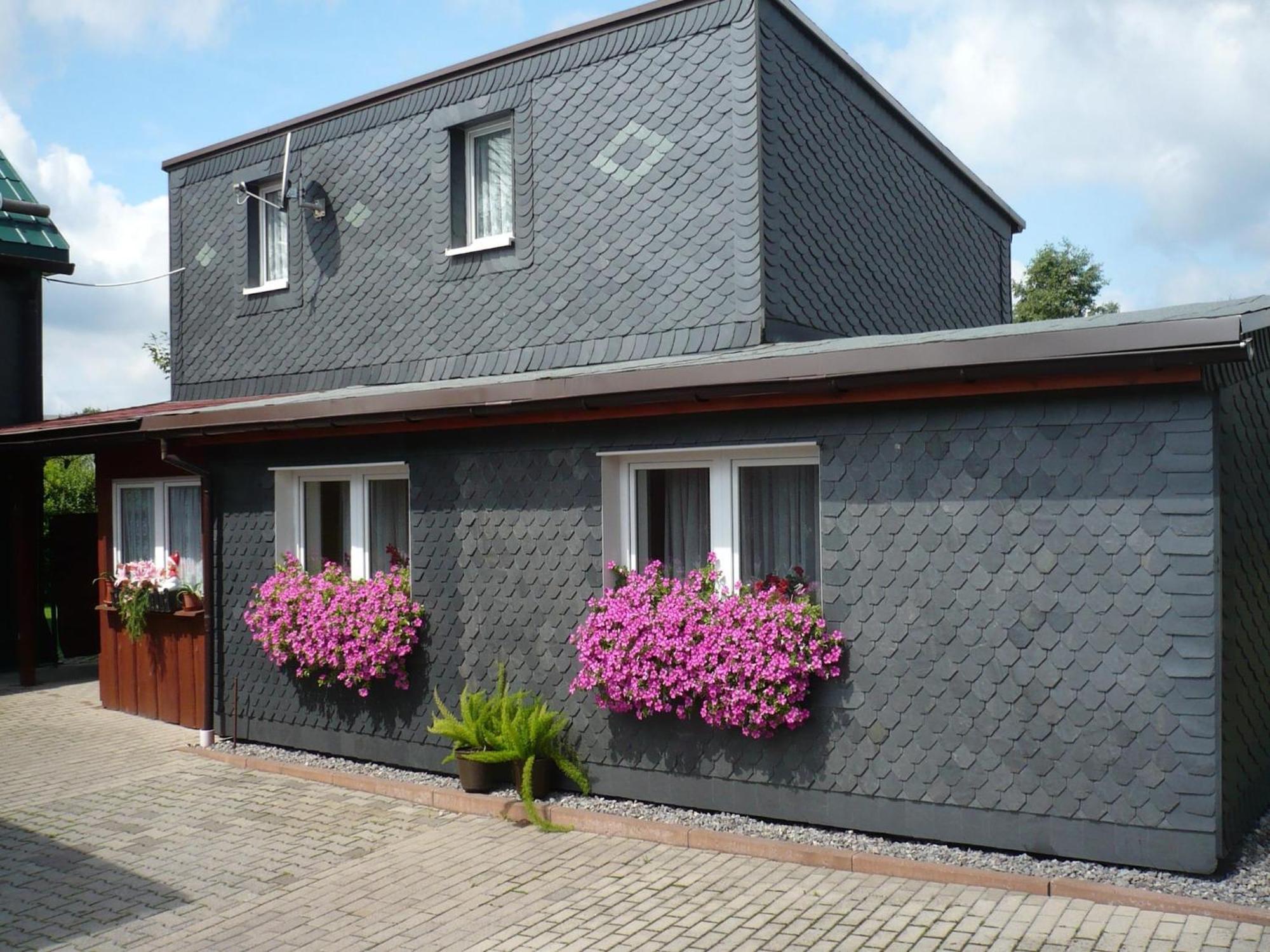 Holiday Home In Neustadt Am Rennsteig With Pond Экстерьер фото